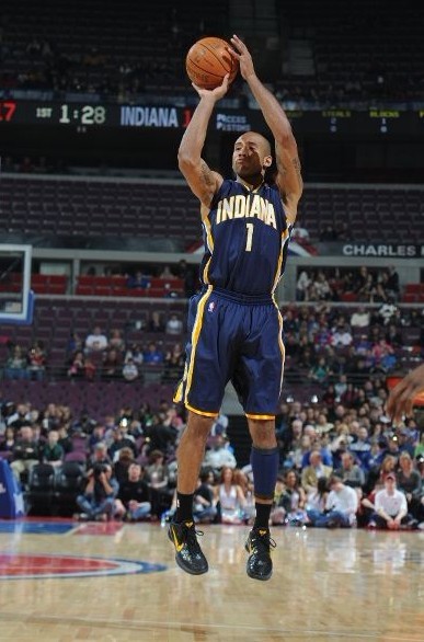 通过重返越 通过重返越