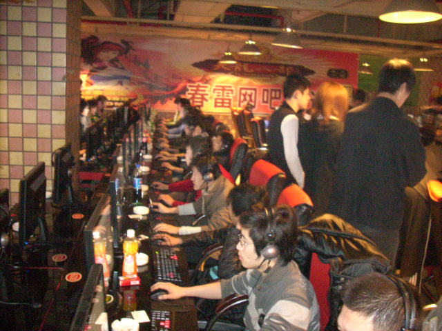 班巴依旧拥 班巴依旧拥